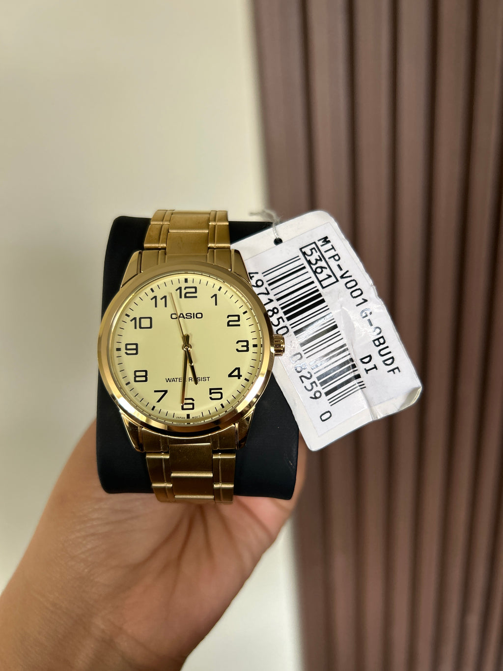 RELOJ CASIO HOMBRE 
 MTP-V001G dorado