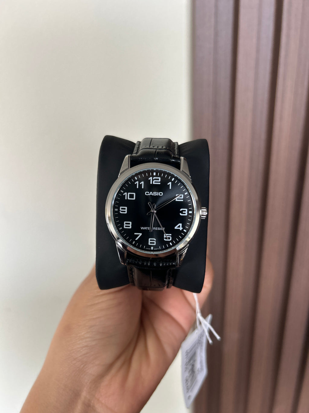 RELOJ CASIO HOMBRE 
MTP-V001L