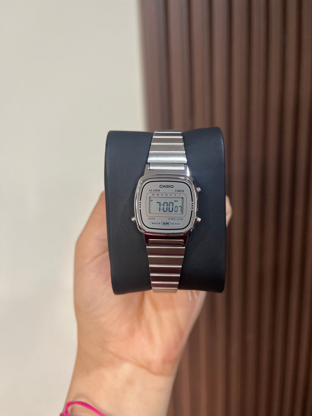 CASIO DAMA LA670WA-7D