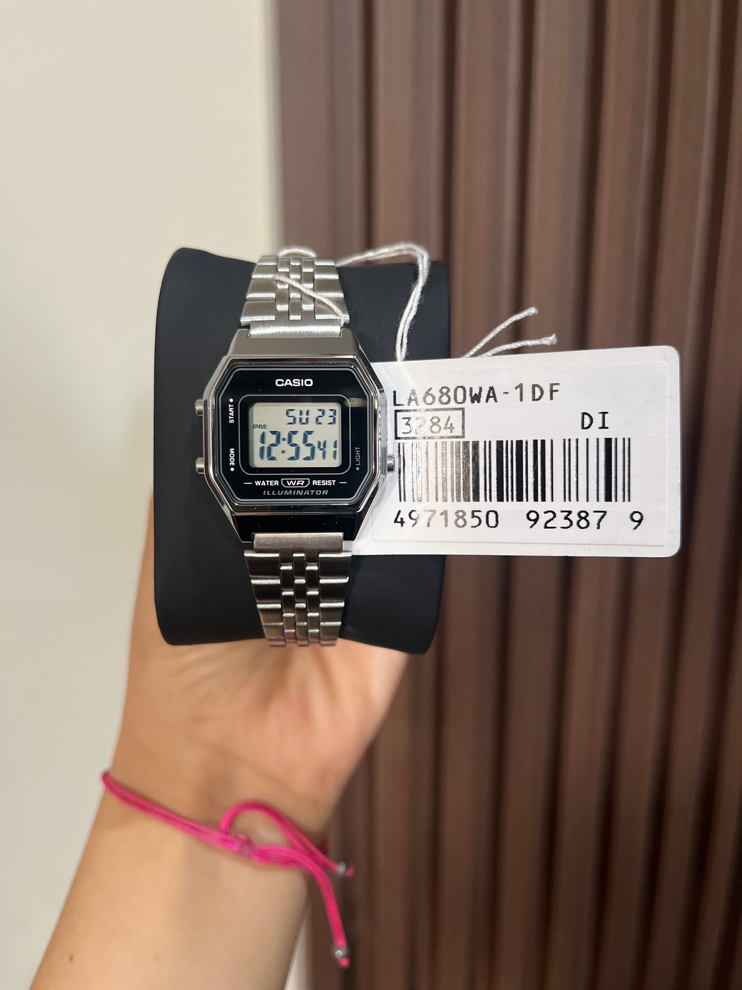 CASIO DAMA LA680WA-1DF