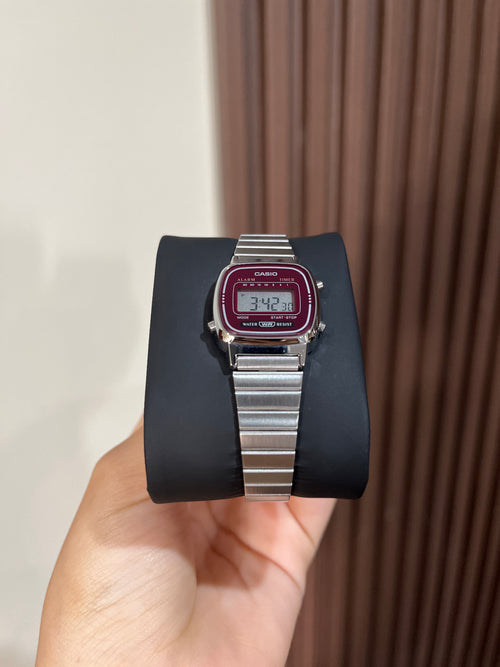 CASIO DAMA LA670WD-1D
