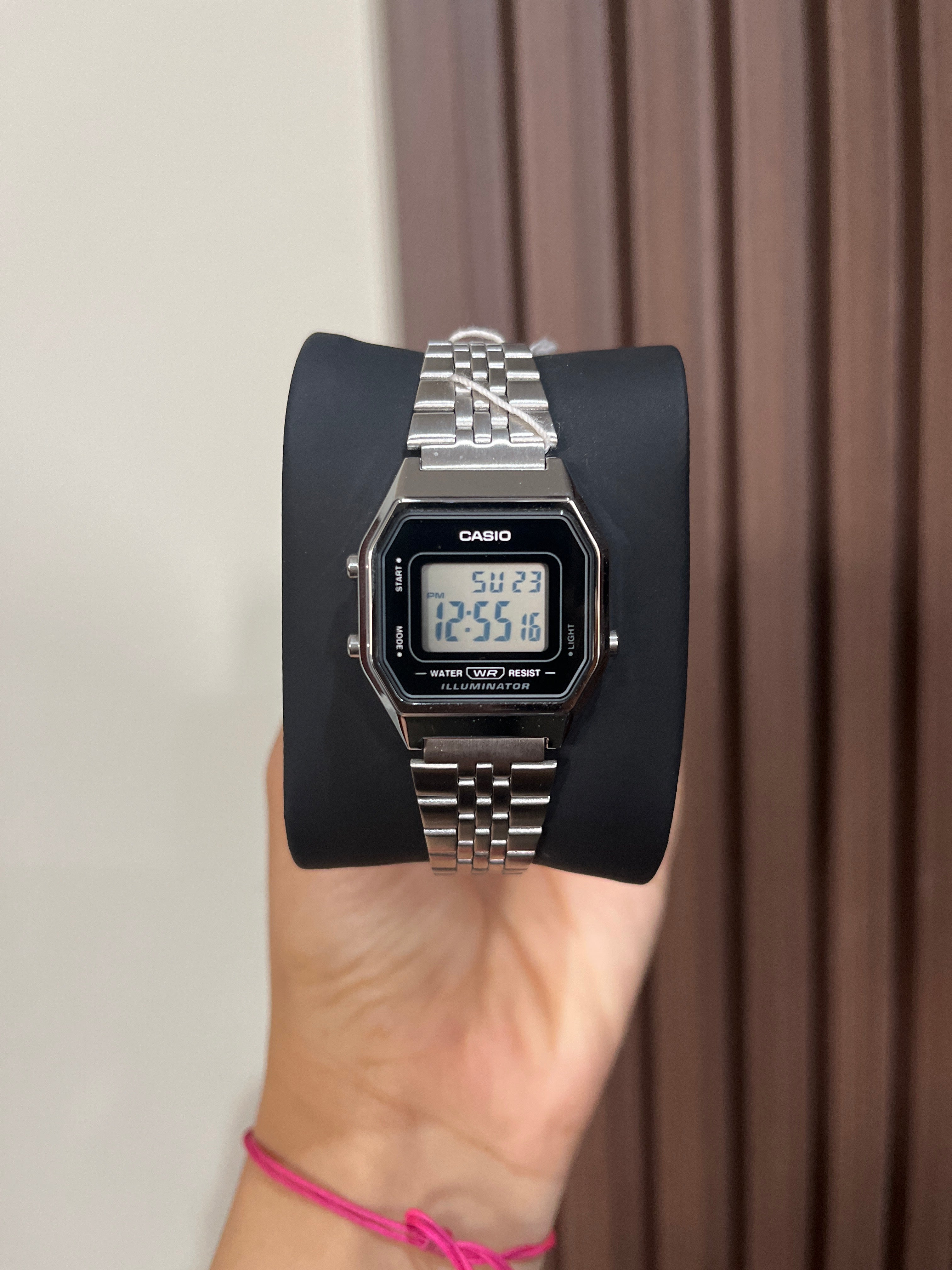 CASIO DAMA LA680WA-1DF