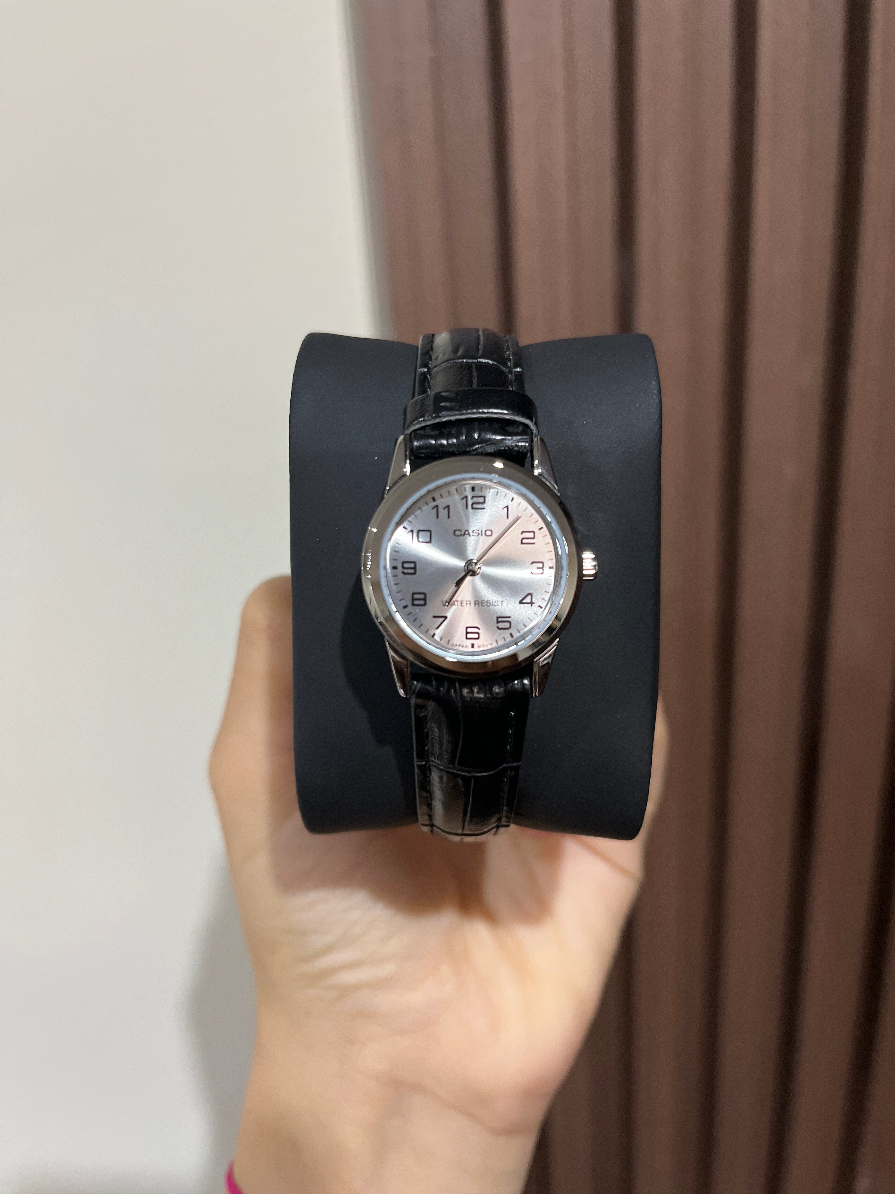 RELOJ DAMA LTP-V001L
