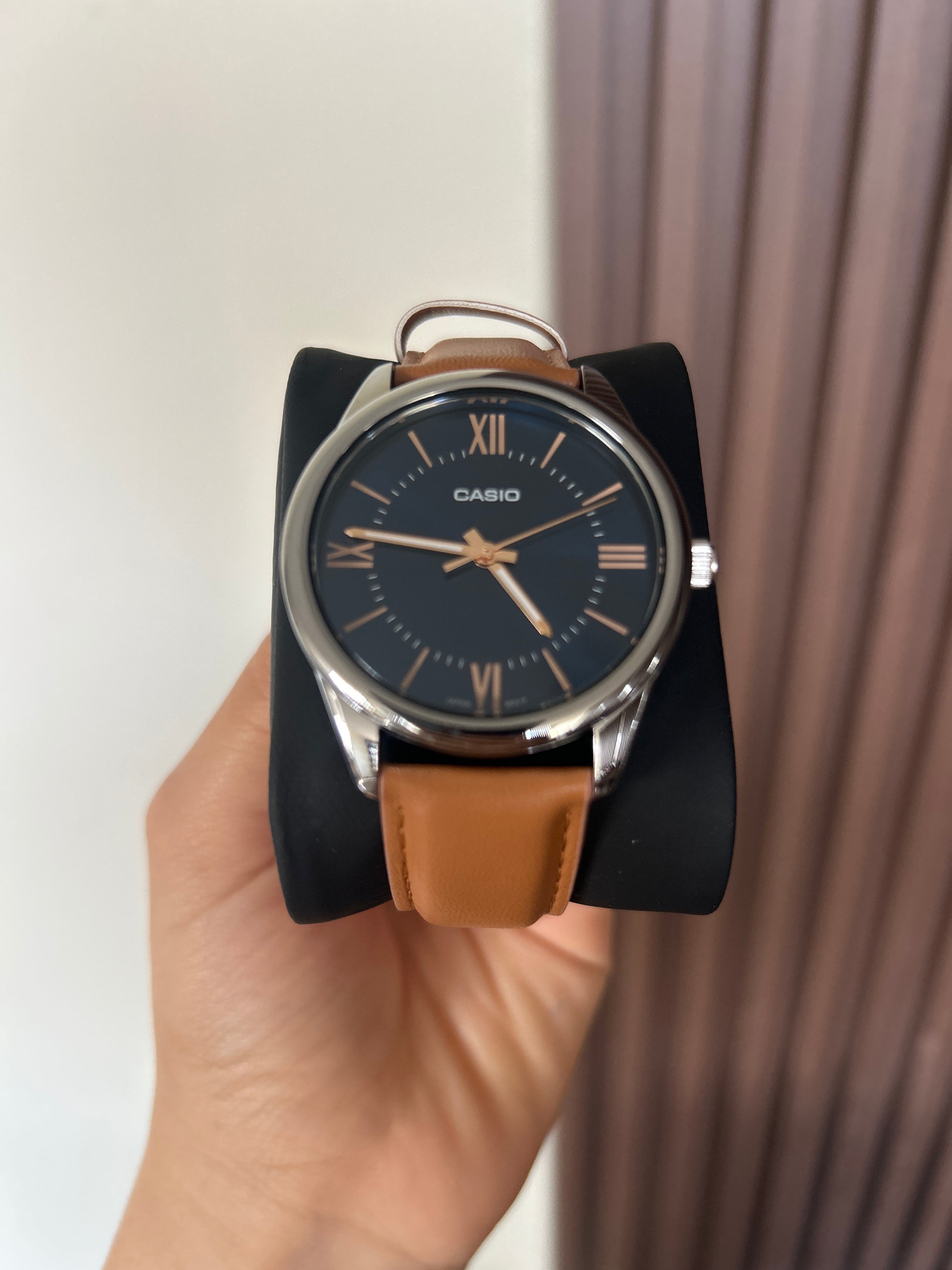 RELOJ CASIO HOMBRE 
MTP-V005L