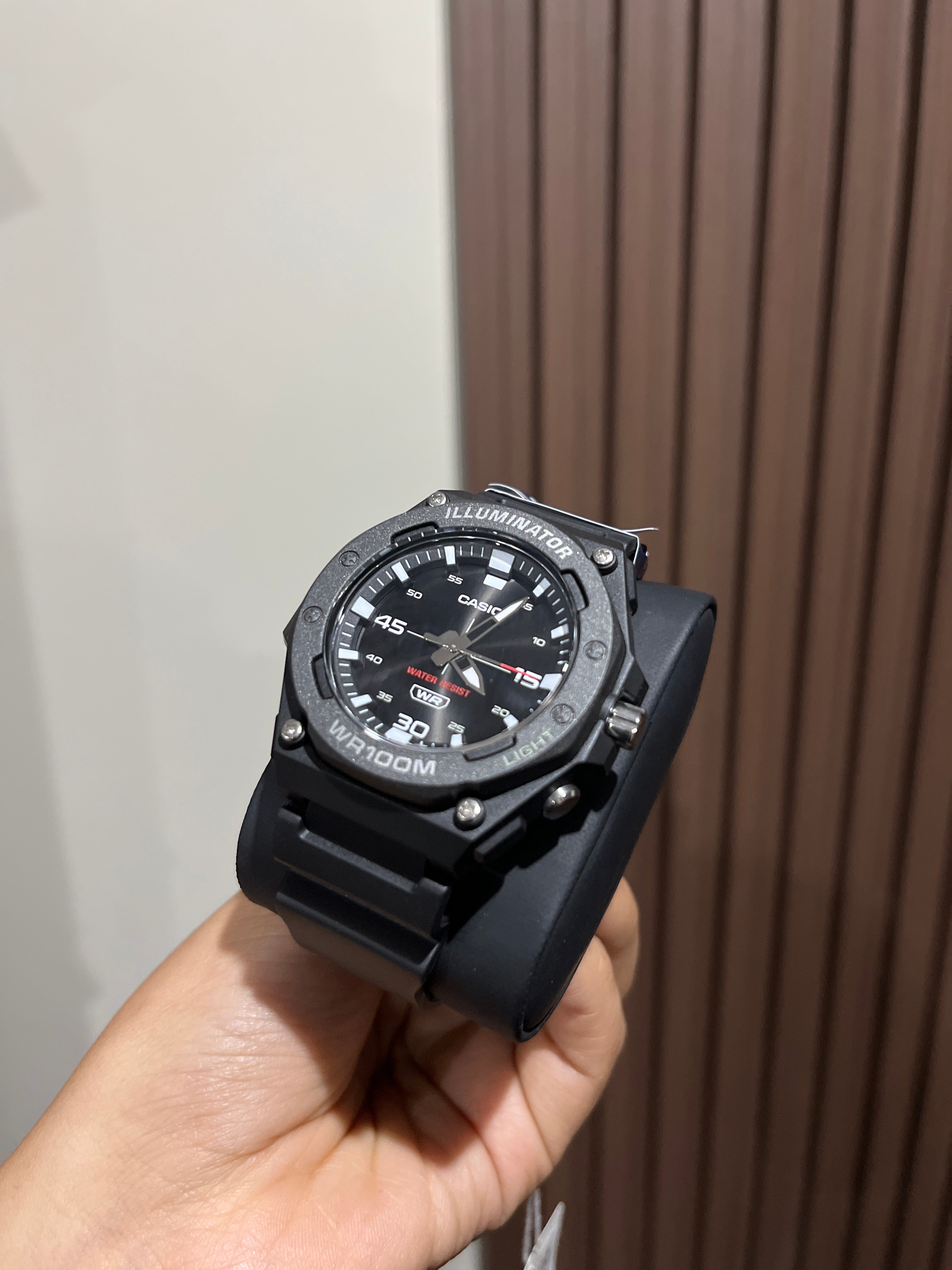 Reloj Deportivo CASIO MW-620H-1AVDF