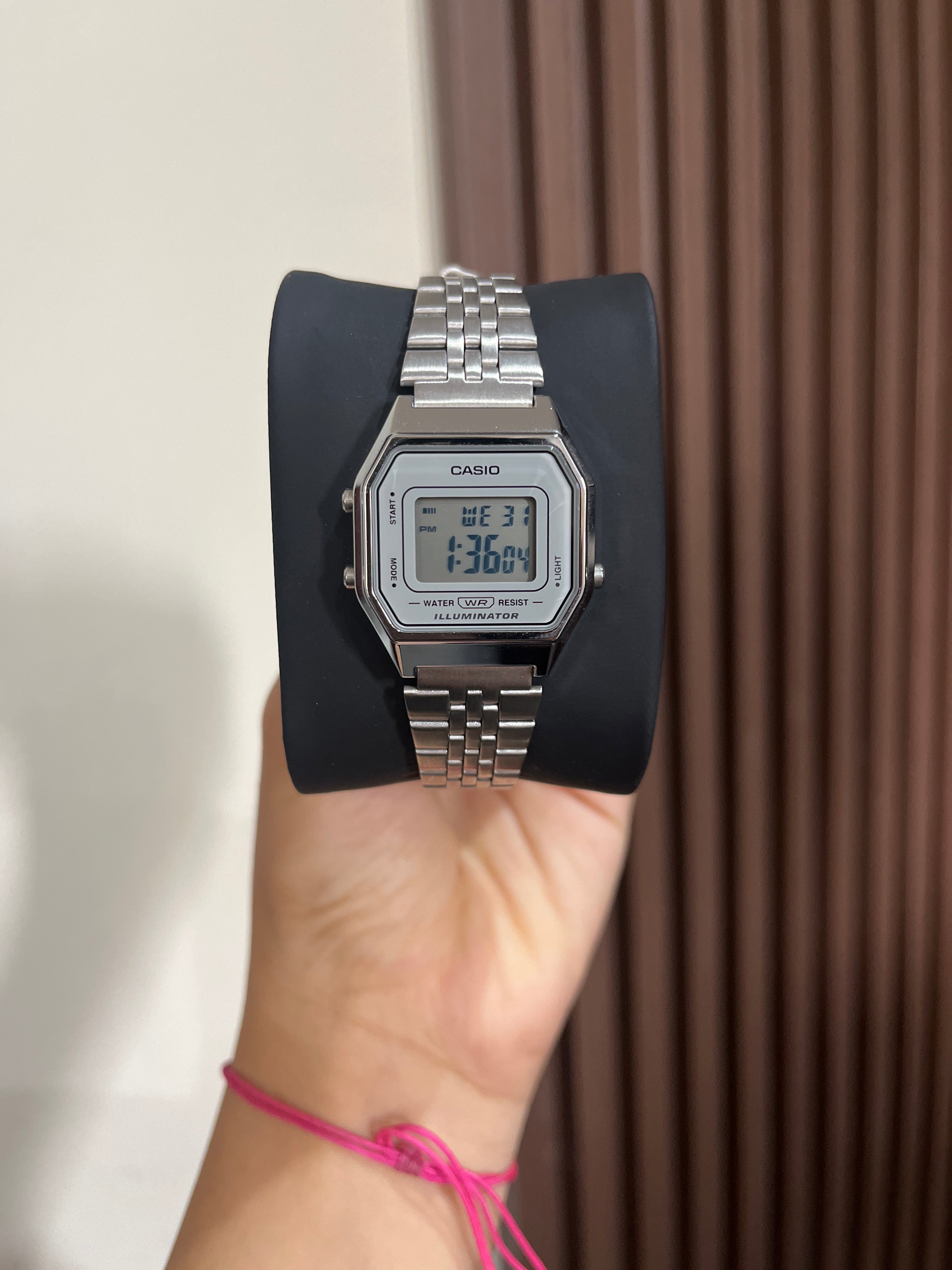 CASIO DAMA LA680WA-7DF