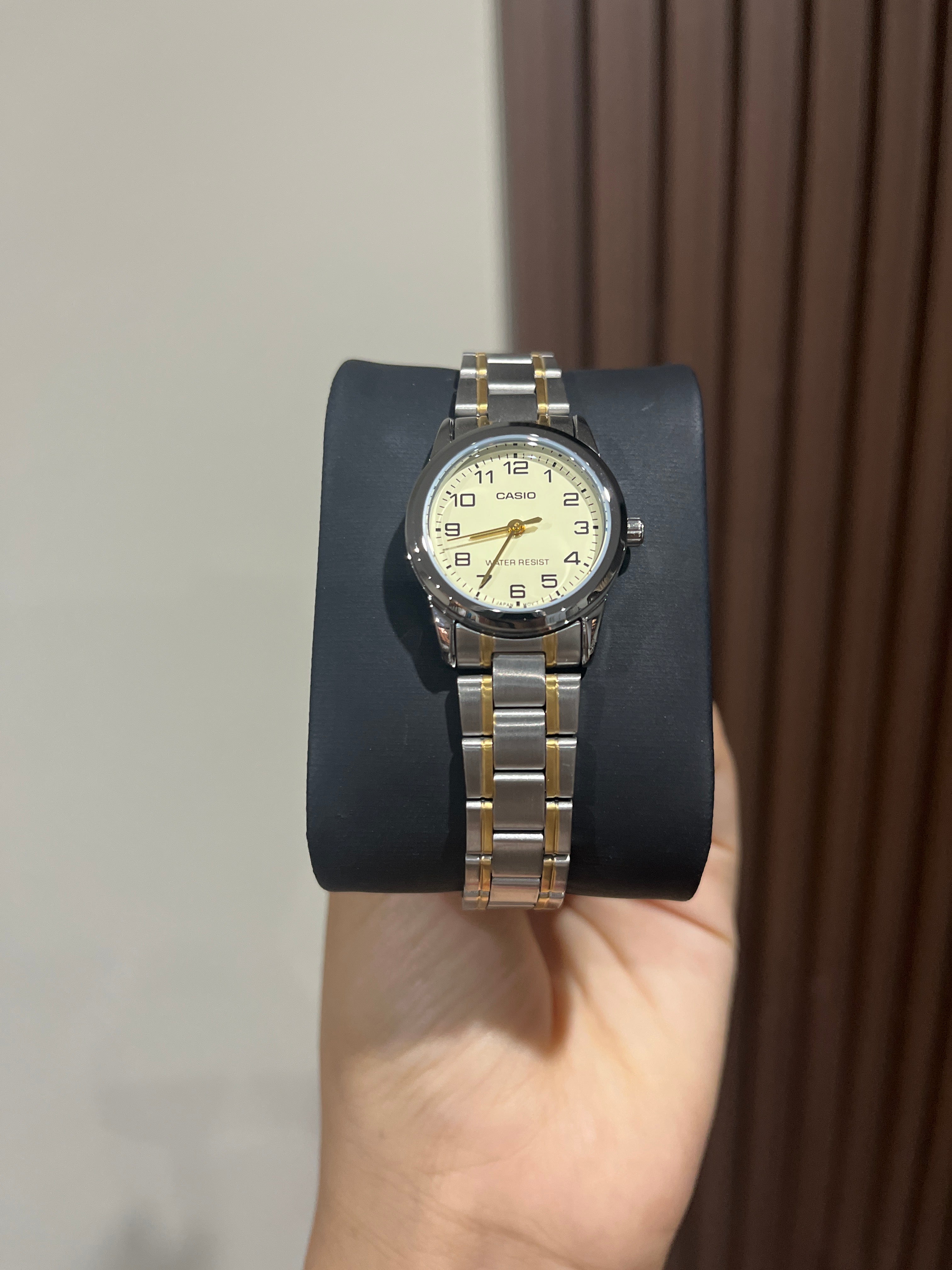 CASIO DAMA V001SG-9BUDF
